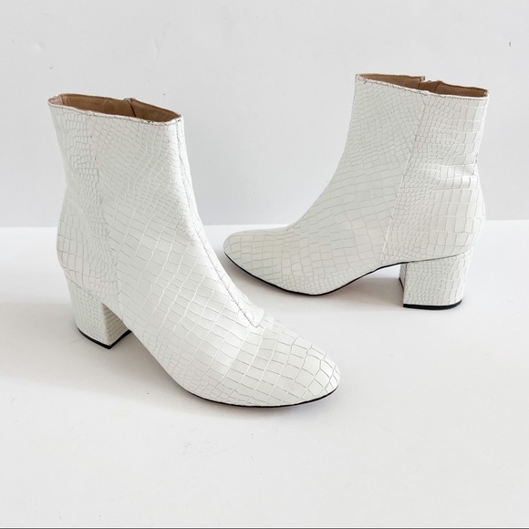 SCHUTZ Shoes - Schutz white block heel boots croc embossed 9